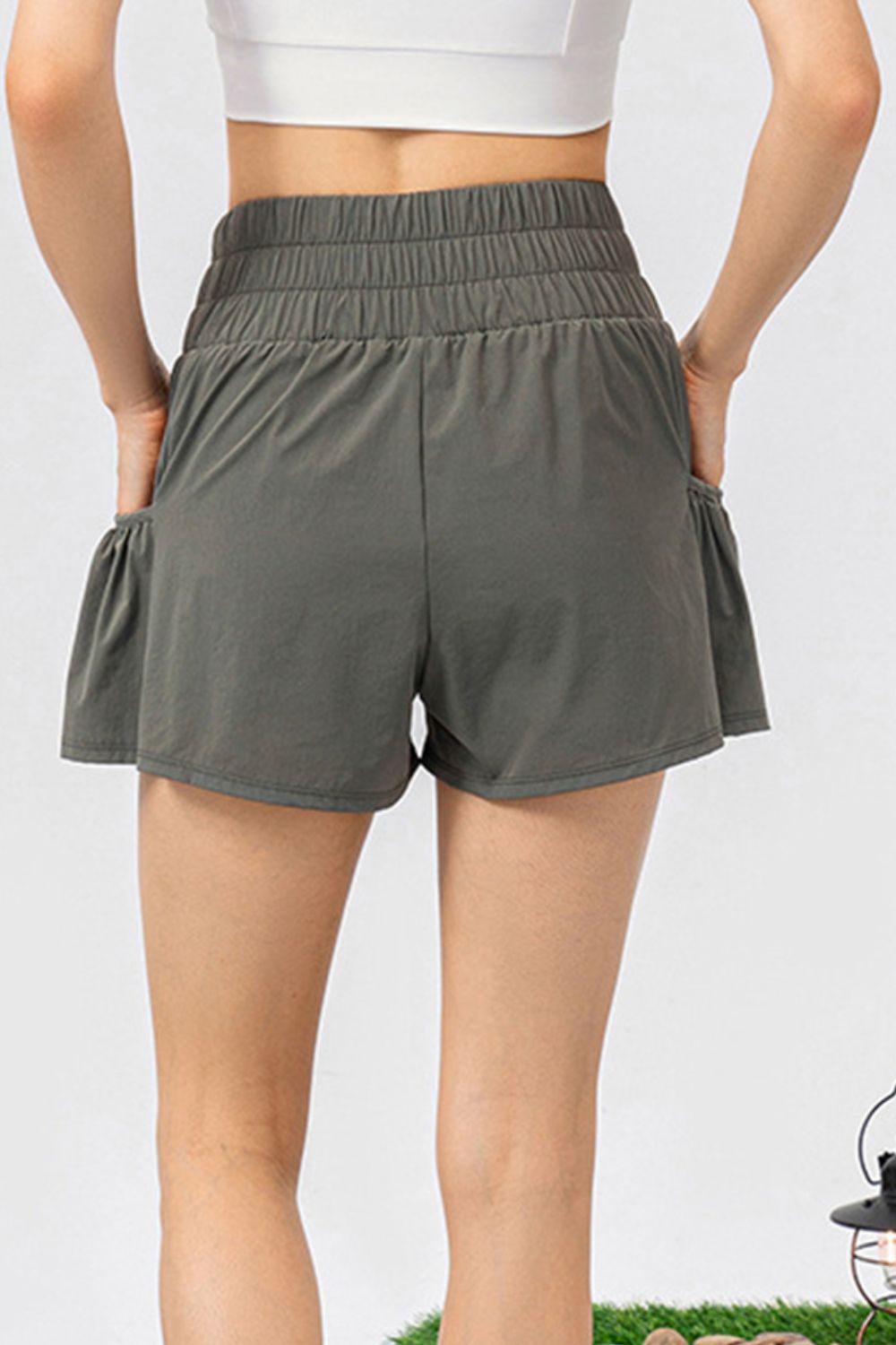 Elastic Waist Pocketed Active Shorts